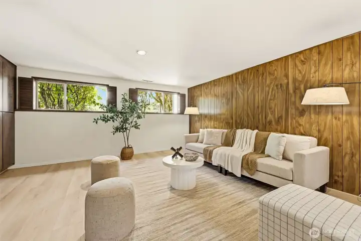 Lower Level Bonus Room