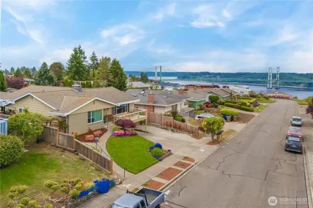 Street view of this quiet, friendly North End Tacoma Neighborhood