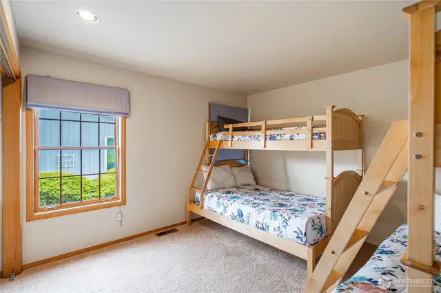 Third Bedroom sleeps 4
