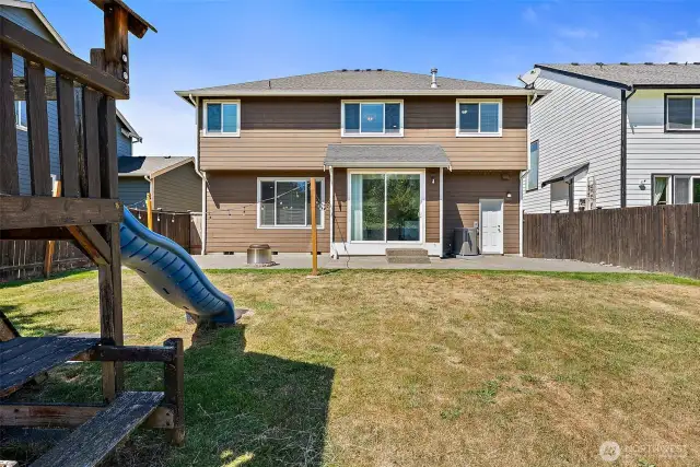 Great Backyard - No one behind! Large patio!