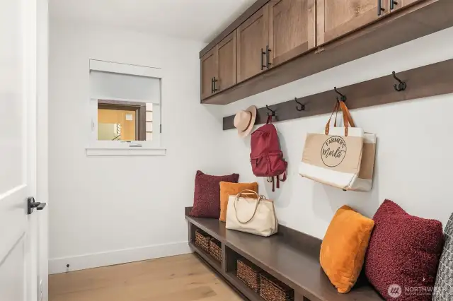 Photo of staged model for reference.