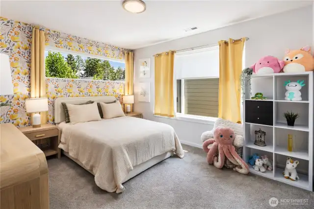 Sunny 2nd bedroom with walk in closet