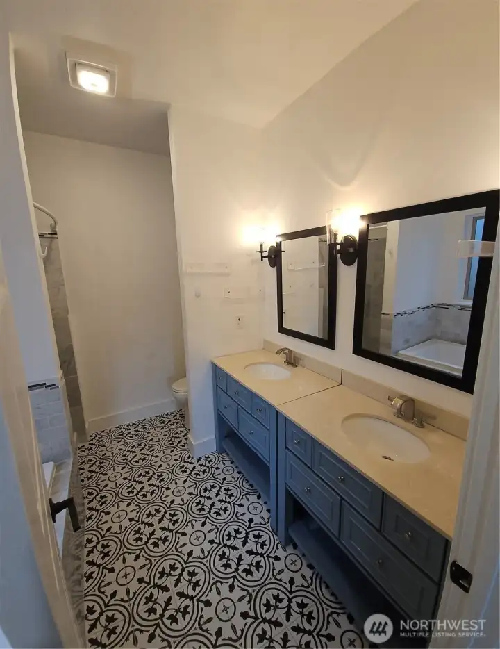 Main floor master bath