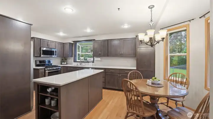 Center island kitchen with dining nook, remodeled in 2021