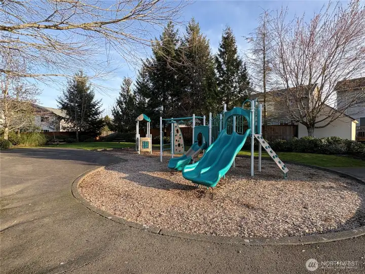 Small park with 2 playsets off 132nd Pl (not shown on Google) Small park with 2 playsets off 132nd Pl (not shown on Google)