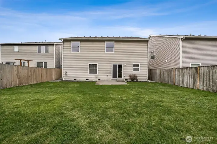 Large fully fenced back yard!