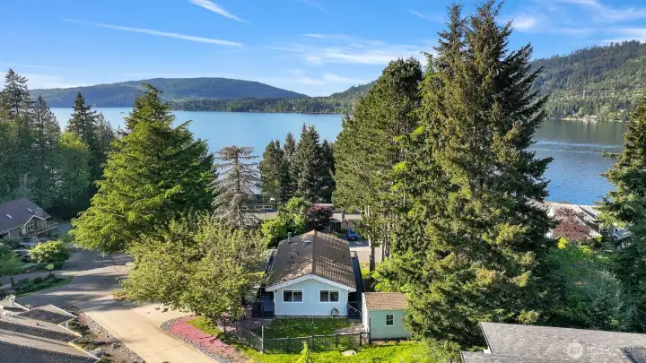 Poised closely to the most exclusive beaches on Lake Whatcom.
