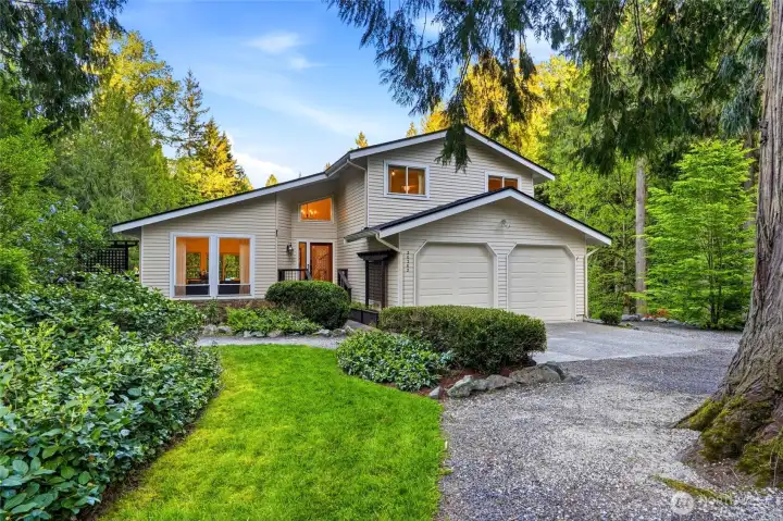 Extraordinary private Northwest retreat in the highly rated Northshore School District, just minutes to Redmond and downtown Woodinville.