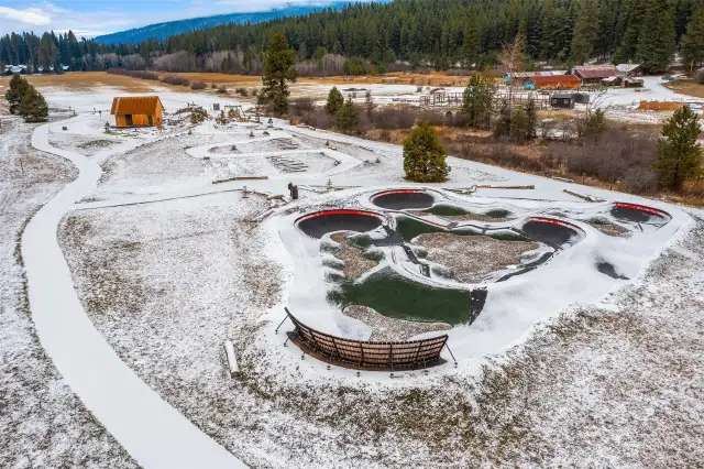 Easy access to Nelson Farm Pool, new park and bike pump track