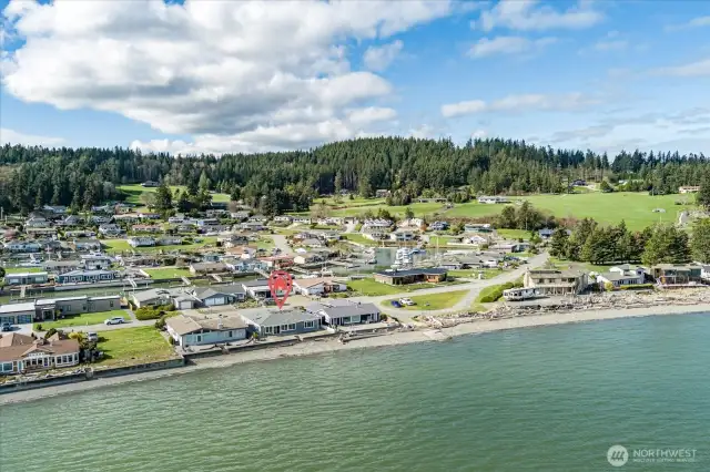 A perfect spot to live the Whidbey Island beach lifestyle!