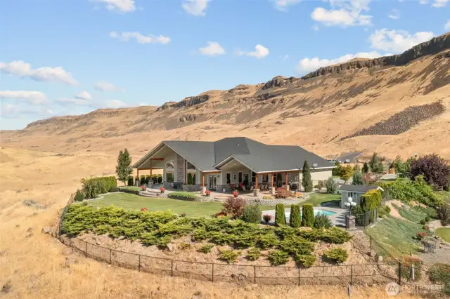 Welcome to 44 Sageland Road, East Wenatchee, WA.