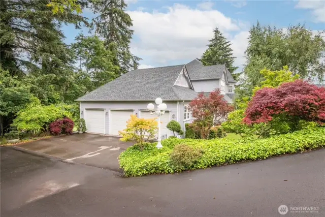 Features Stained Glass and Nine Foot Ceilings