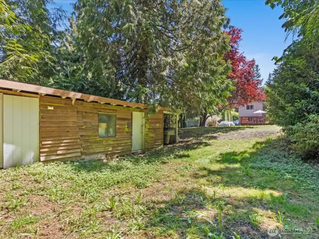 Extra Large Outbuilding for Storing all your Toys!