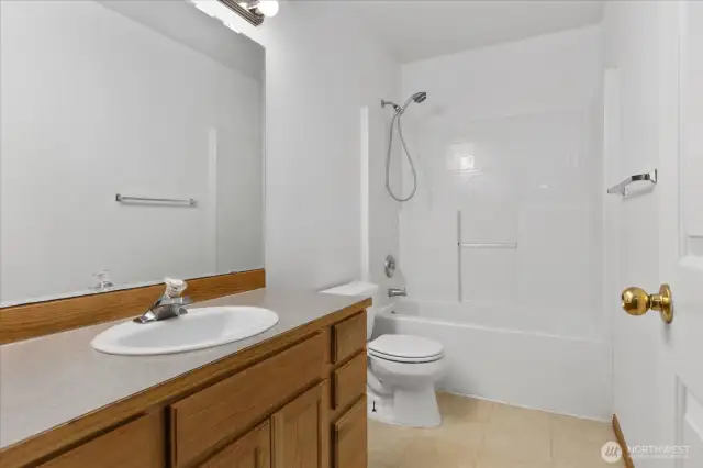 full bath downstairs