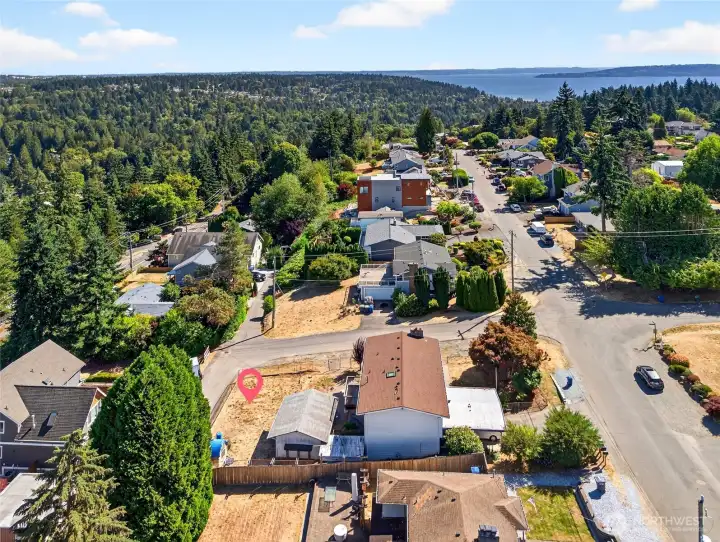 Level lot in great location