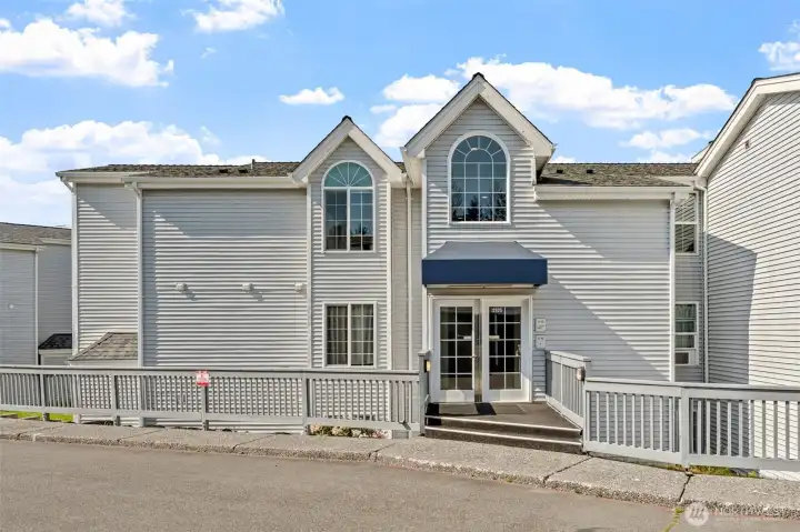 Great Opportunity to live in the desirable Newport Hills community.