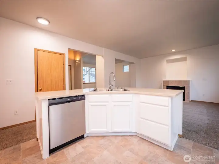 PLENTY OF WORKING SPACE