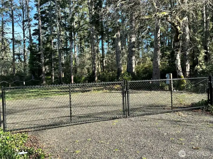 Fully Fenced