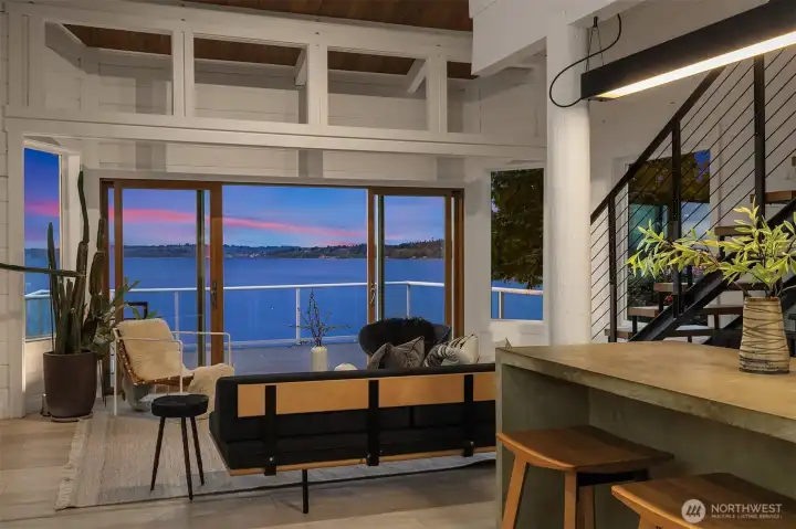 Sliding doors on main & ground levels open onto generously sized decks and patios for a year-round outdoor lifestyle.