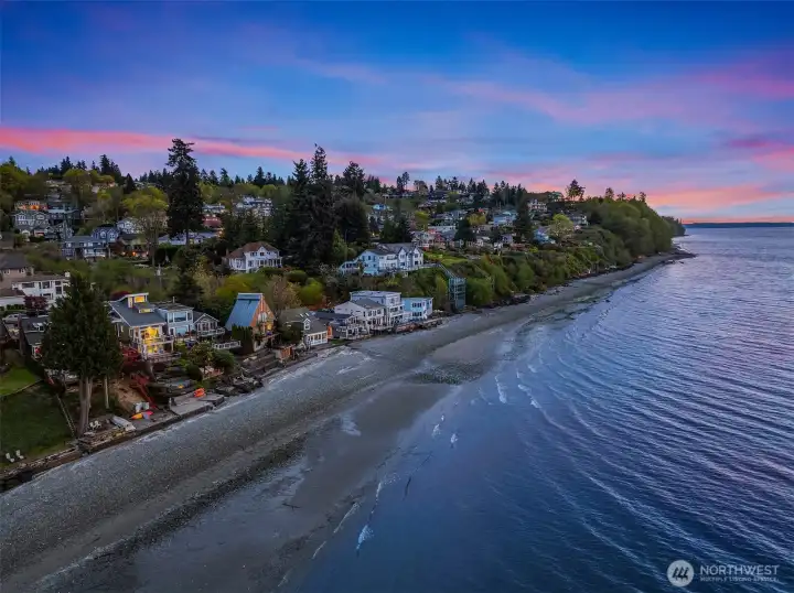 Live at the pace of the tides.