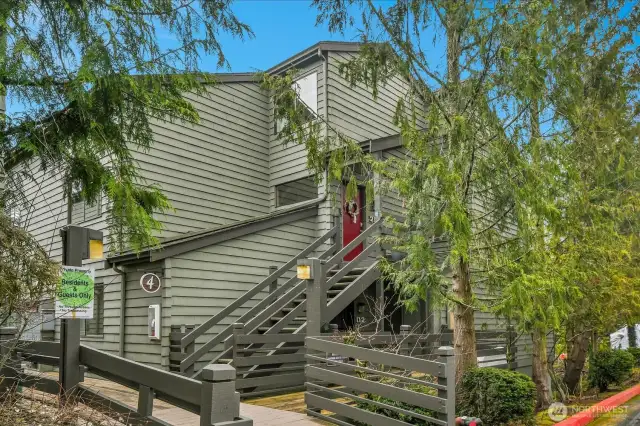 Ground floor unit with zero stairs to your home
