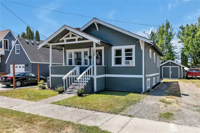 Cute craftsman style~