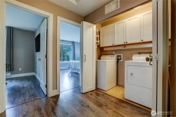 Upstairs landing and laundry