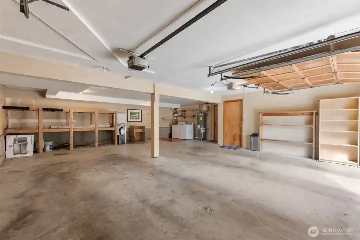 821sf garage