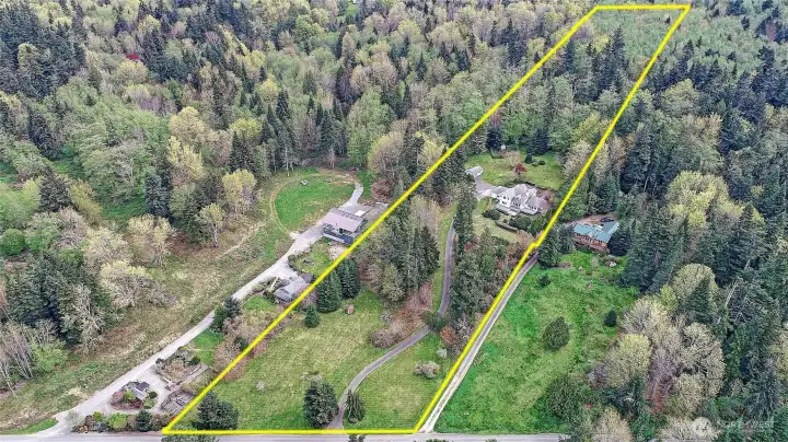 5.58 acres of wonderful Camano Island living.