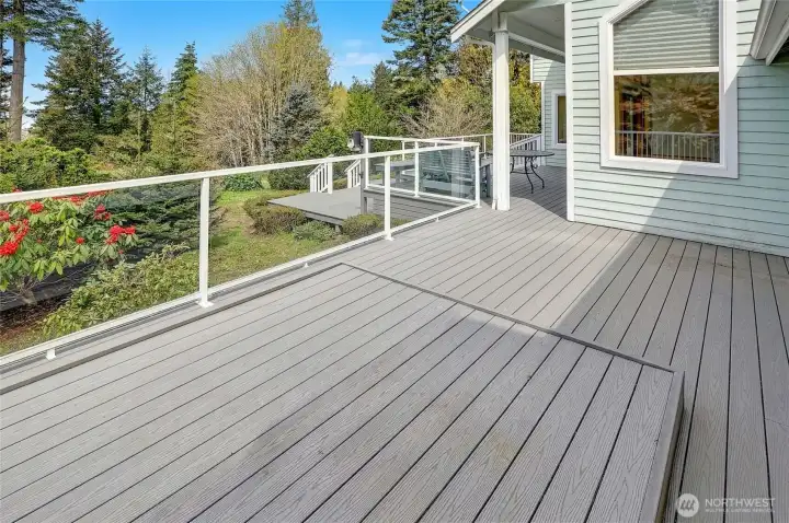 Imagine going outside of your primary bedroom with your favorite beverage and watching the sunsets?  Time to unwind the reflect on the day.