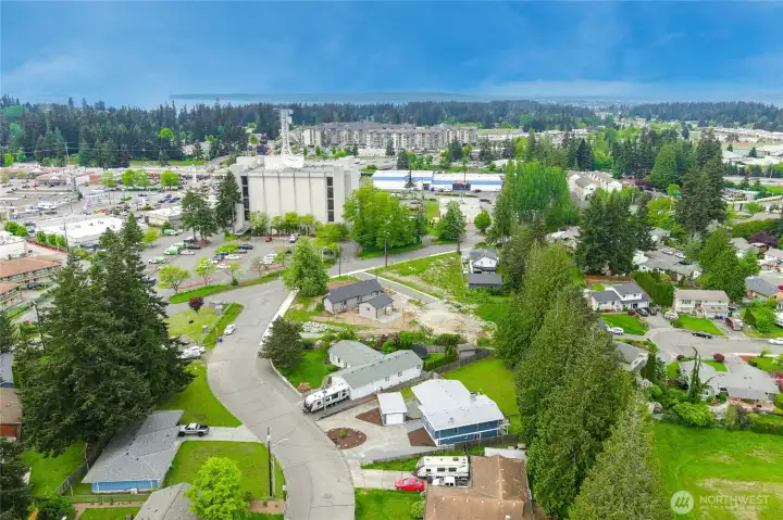 The community has so much to offer. Schools, shopping, dining and so much more. This is truly a lovely neighborhood. The community has so much to offer. Schools, shopping, dining and so much more. This is truly a lovely neighborhood.