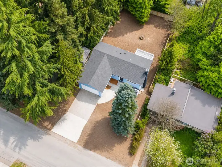 Large 8100sq ft lot with DADU & ADU potential! Large 8100sq ft lot with DADU & ADU potential!