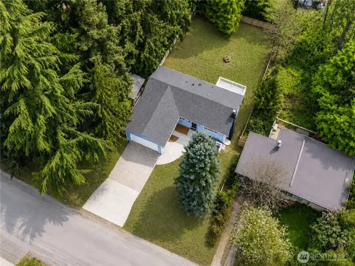 Large 8100sq ft lot with DADU & ADU potential! Large 8100sq ft lot with DADU & ADU potential!