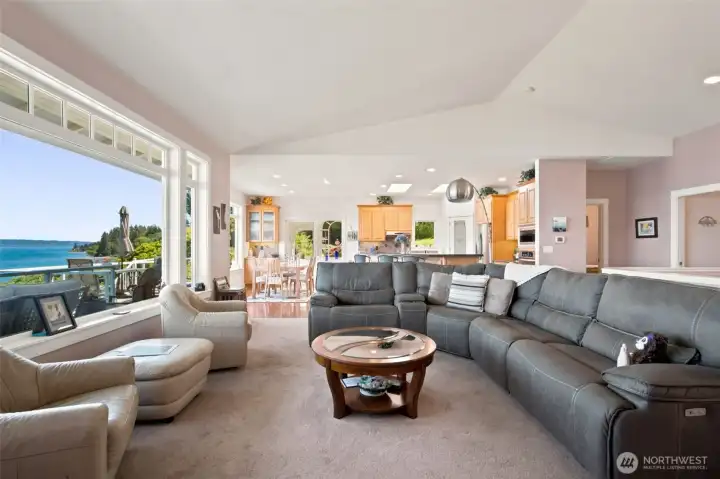 MAIN HOUSE - Living room with exceptional views.