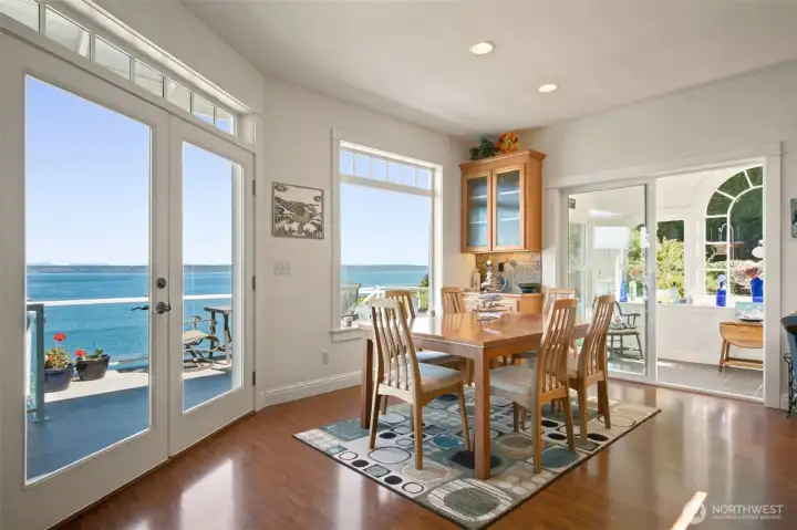 MAIN HOUSE - dining room with outstanding views.