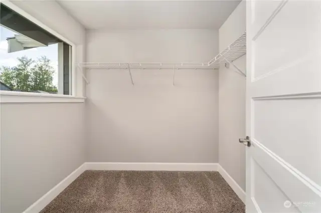 all guest bedrooms have large walk in closets
