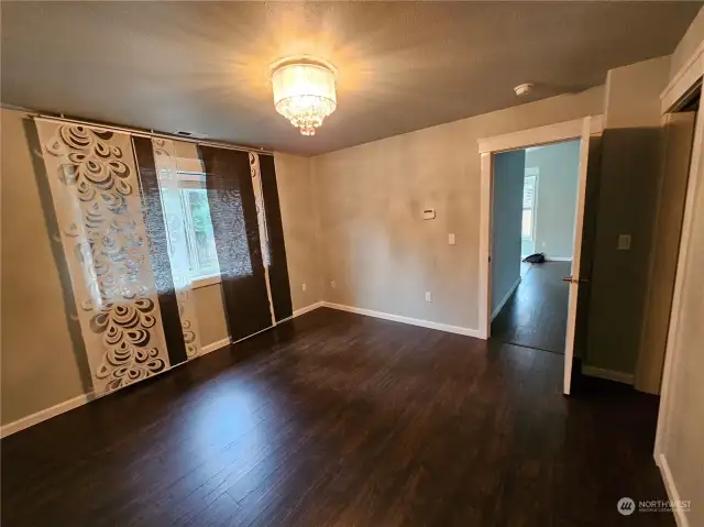 15909 - Expansive primary bedroom on the first level.