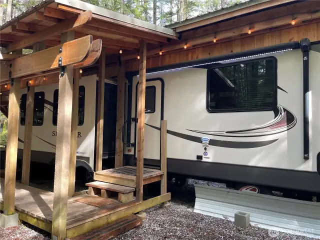 Note the exterior lighting