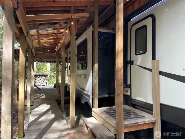 This takes you towards the back where there is expansive greenbelt for privacy