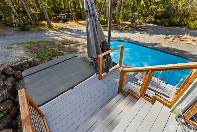 Host elaborate summer bbq's where you can enjoy your own hot and cold plunge!