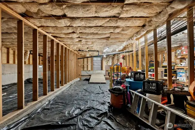 Several storage bays under the home provide a place for all your toys, seasonal decorations and much more!