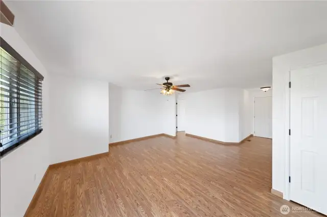 Family room off the kitchen