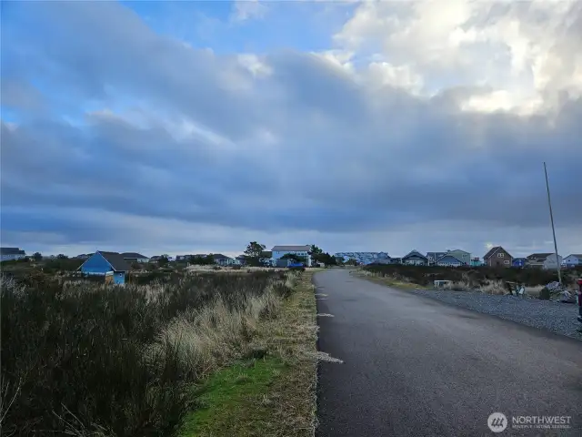 Neighborhood view to East.
