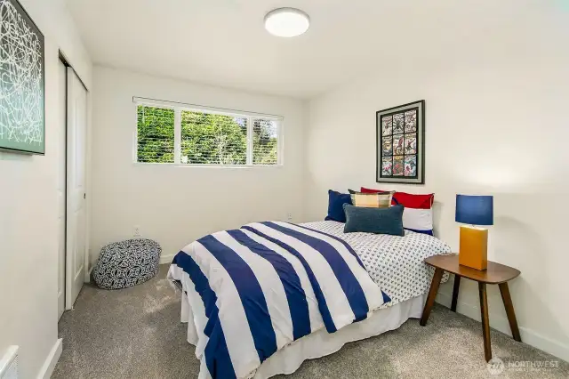 2nd bedroom