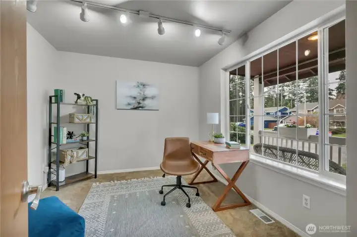 Main floor office. Could be used as additiional bedroom