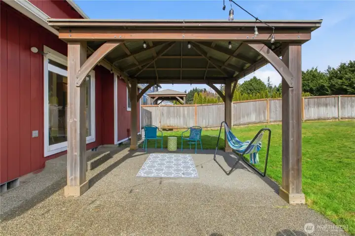 Expansive back patio w/gazebo