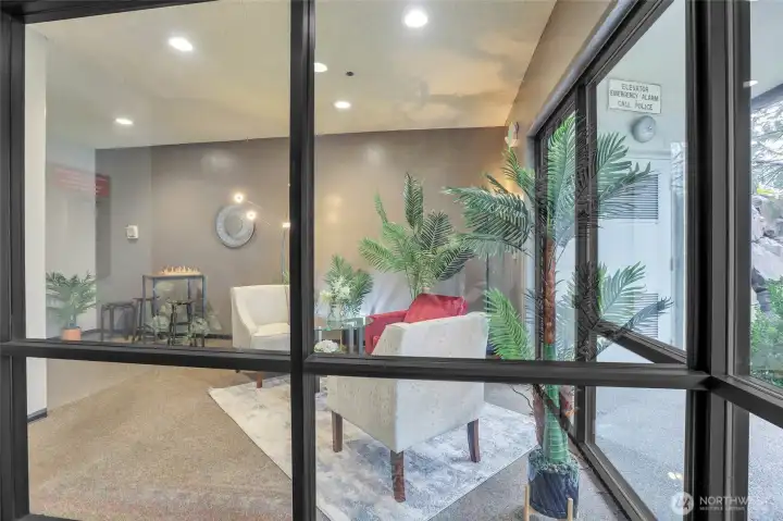 Nice sitting area in lobby
