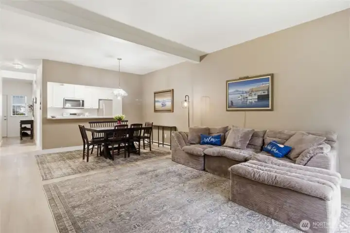 Absolutely move in ready!