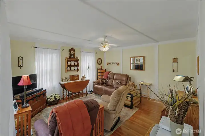 Lots of newer windows and light