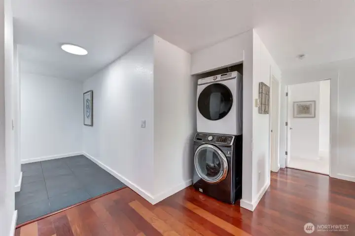 Convenient in unit washer & dryer.